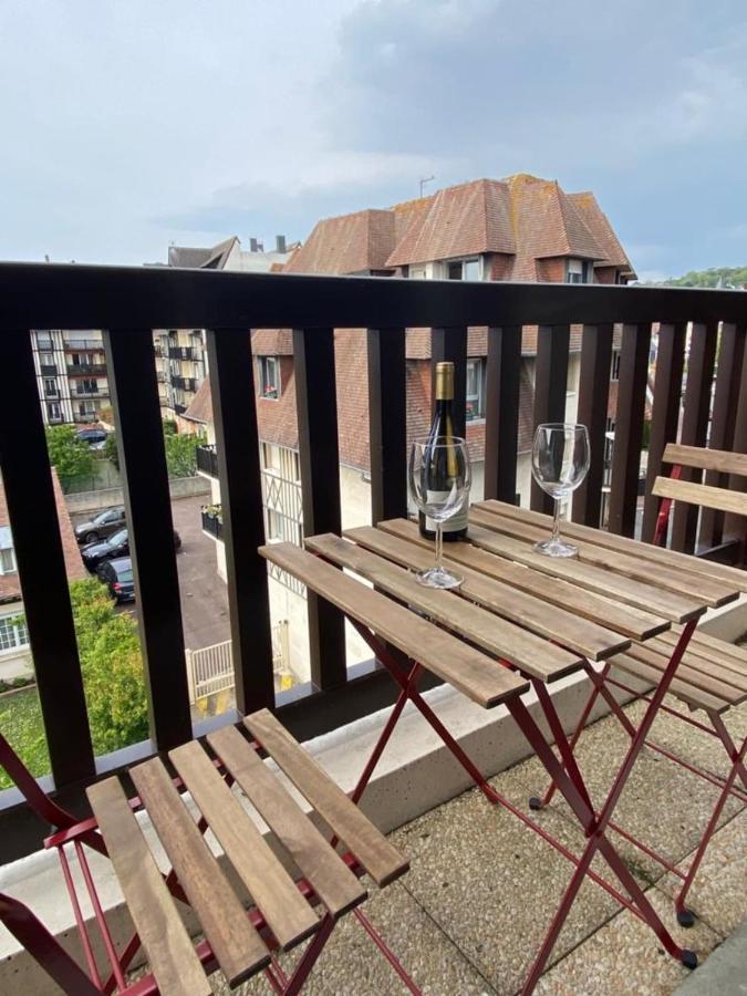 Nice 41 M With Balcony Near The Beach 多维尔 外观 照片